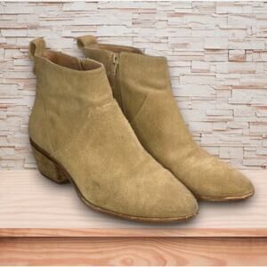 Sole Society Vixen Suede Almond Toe Side Zip
Ankle Boots Tan Women's 8